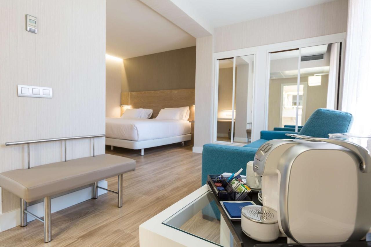 Nh Oviedo Principado Hotell Exteriör bild